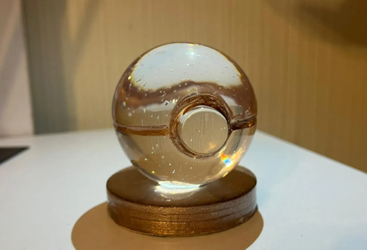 Esfera de resina para escultura con encapsulado